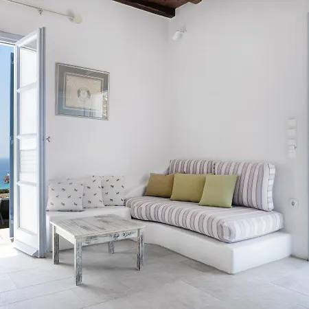 Nama * Super Paradise Beach (Mykonos)