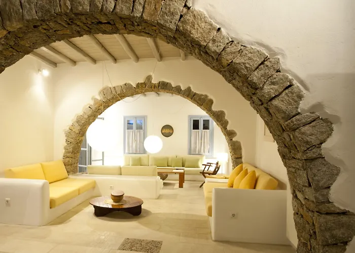 Nama * Super Paradise Beach (Mykonos)