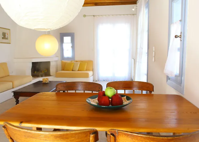 Nama * Super Paradise