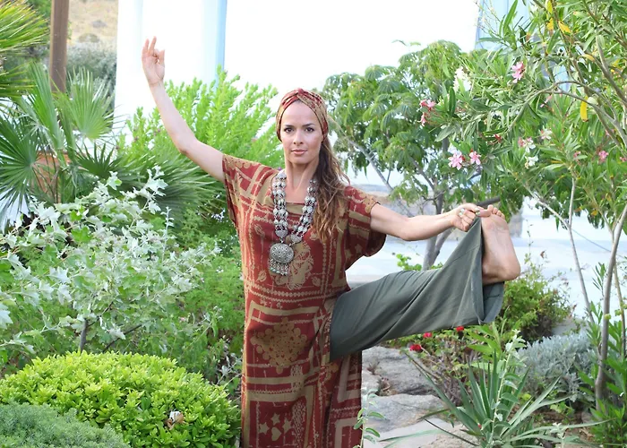 Nama * Super Paradise