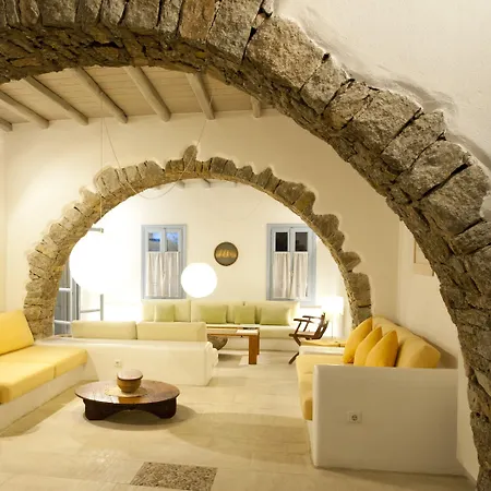 Nama * Super Paradise Beach (Mykonos)